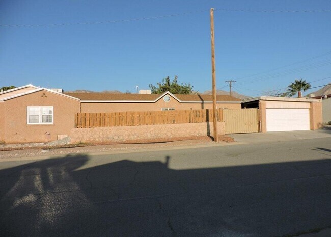 Building Photo - 3531 Jefferson Ave