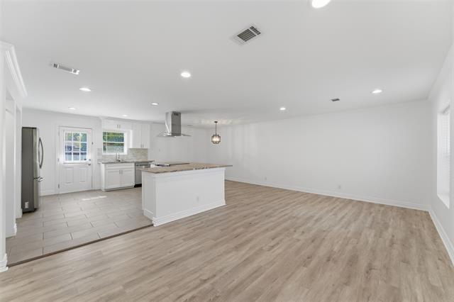 Building Photo - 2916 Healey Dr