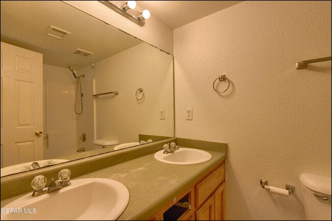 Building Photo - 5568 Rick Husband Dr