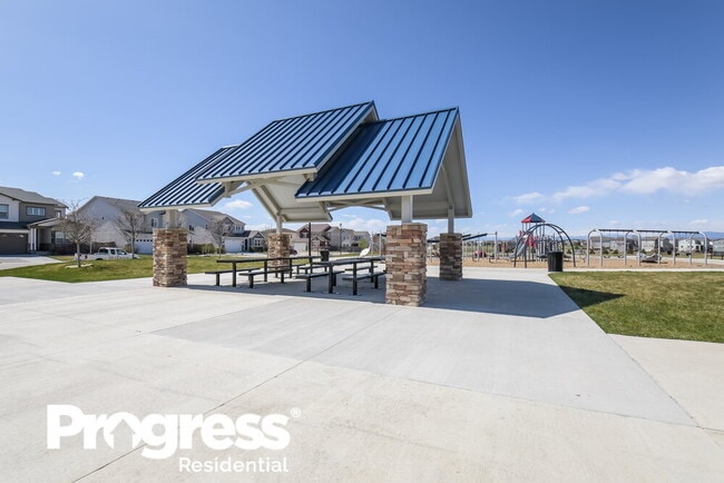 Building Photo - 13438 Oneida Ln