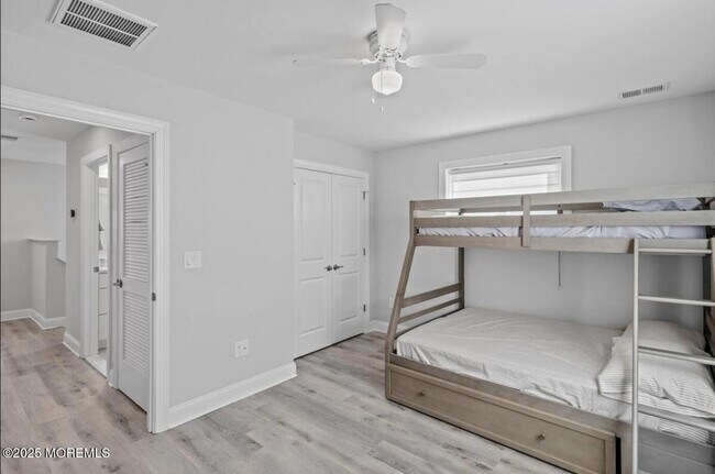 Building Photo - 207 Carteret Ave