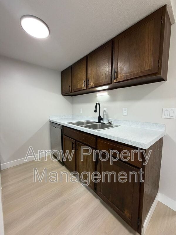 Building Photo - 3629 N 60th St