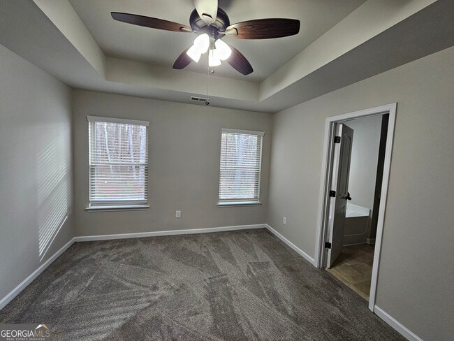 Building Photo - 6056 Oak Bend Ct