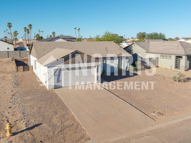 Building Photo - Clean Home with NO HOA in Arizona City
