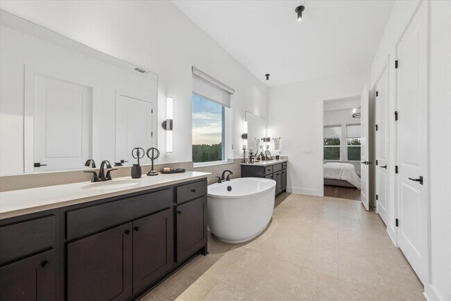 Building Photo - 437 Trabuco Bnd
