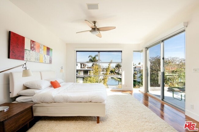 Building Photo - 2217 Grand Canal