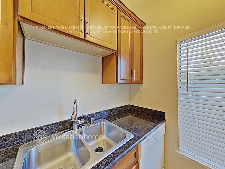 Building Photo - 2491 American River Dr