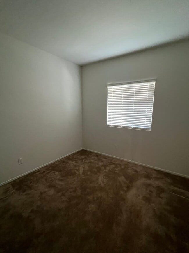Building Photo - 5916 Sucre Pl