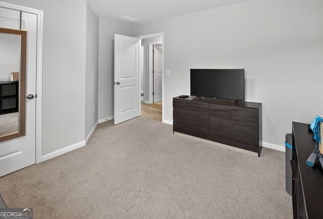 Building Photo - 3333 Cascade Parc Blvd SW