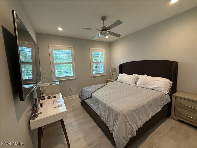 Building Photo - 2543 Seychelles Dr