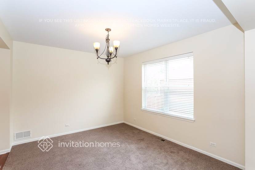 Building Photo - 3031 Chalkstone Ave