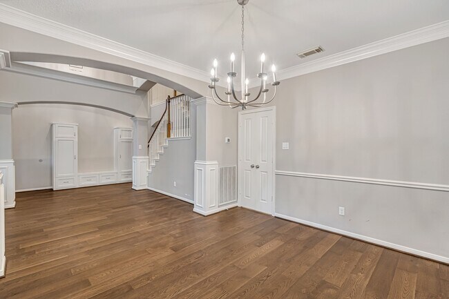 Building Photo - 199 Maple Path Pl