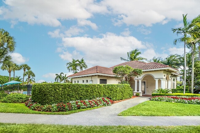 Building Photo - 1915 Lavers Cir