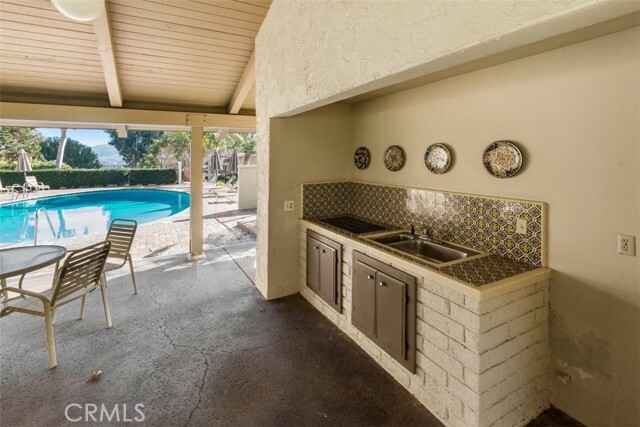 Building Photo - 25572 Spinnaker Dr
