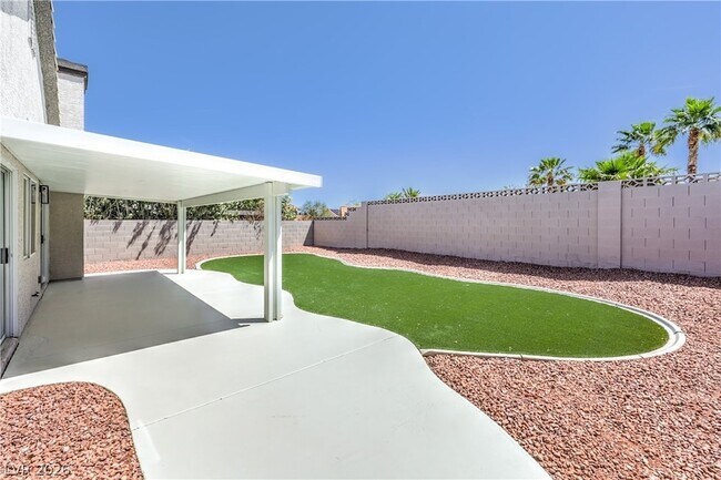 Building Photo - 8305 Windrush Ave