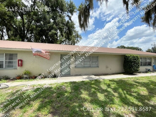 Building Photo - 5448 Lewellyn Rd