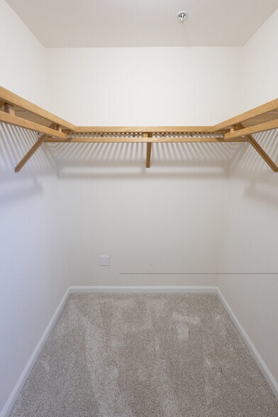 Building Photo - 101 SE Ocean Blvd