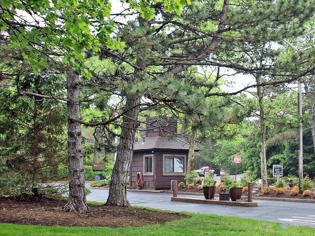 Building Photo - 451 Dunlin Plaza