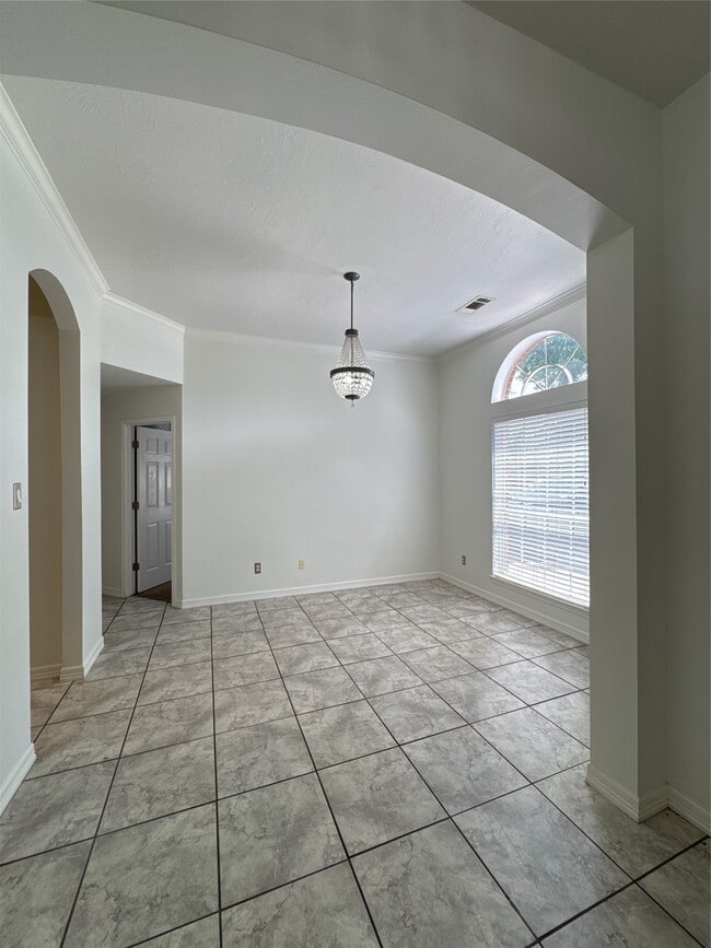 Building Photo - 3210 Woodcreek Glen Ln