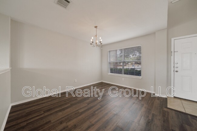 Building Photo - 216 Anvil Pl