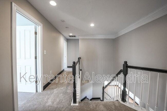 Building Photo - 13568 Heritage Farms Dr