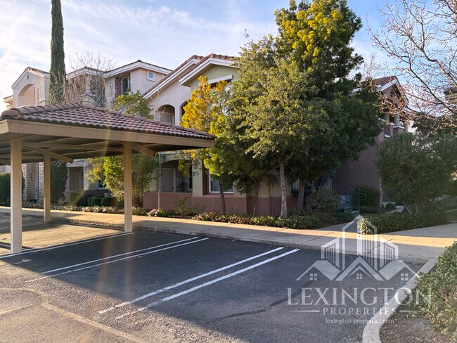 Building Photo - Beautifully Upgraded, 2BD/2BA, Condo Home in The Phoenician, Roseville!