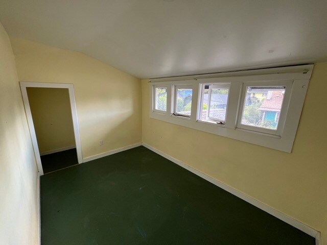 Building Photo - 2536 SE 38th Ave