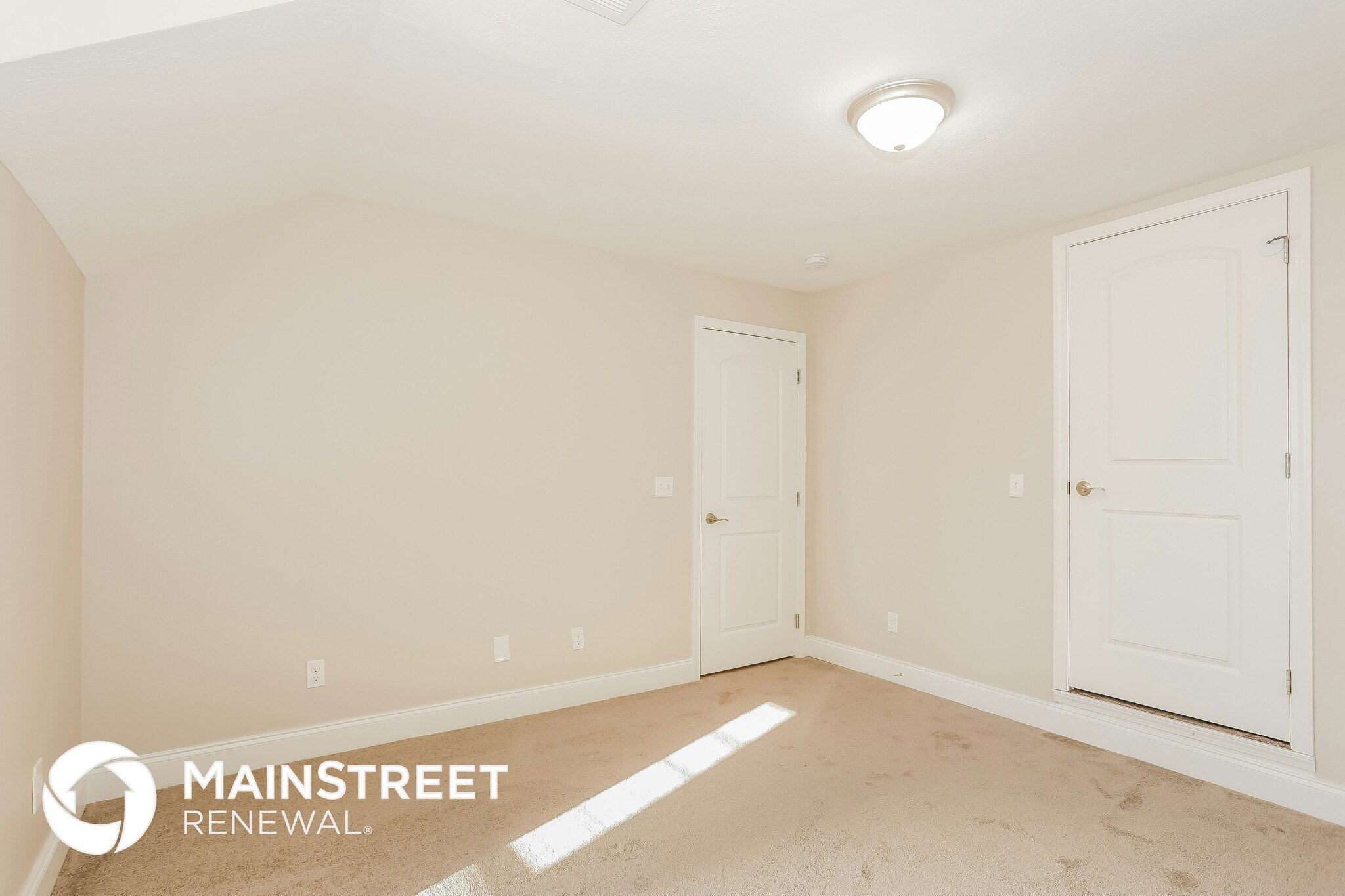 Building Photo - 7013 Edon Hall Way