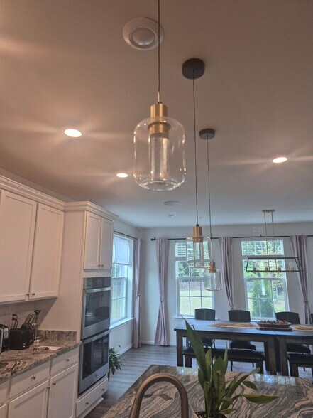 Building Photo - 16208 Tortola Dr