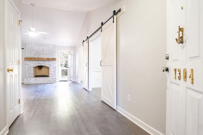 Building Photo - Spacious 3BR on Oversized Fenced Lot | GREAT PRICE!