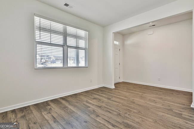 Building Photo - 166 Woodbrook Trl