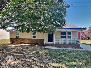 Building Photo - 1509 Whisnant St