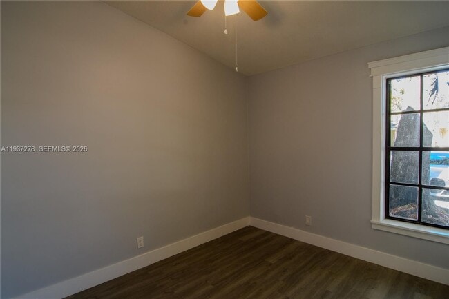 Building Photo - 3639 NW 83rd Ln