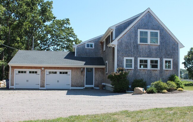 Primary Photo - 50 Mumford Cove Rd