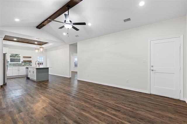 Building Photo - 5623 Barkridge Dr