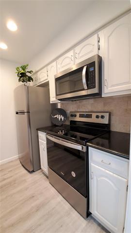 Building Photo - 5100 Verde Valley Ln