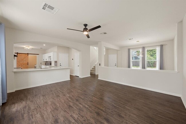 Building Photo - 8902 Magna Carta Loop