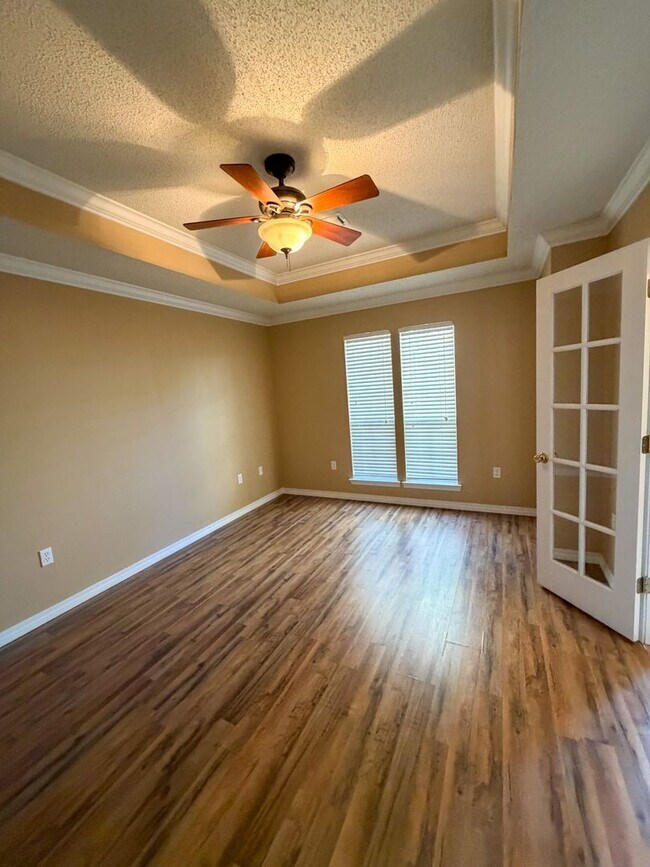 Building Photo - 4697 Lovegrass Ln