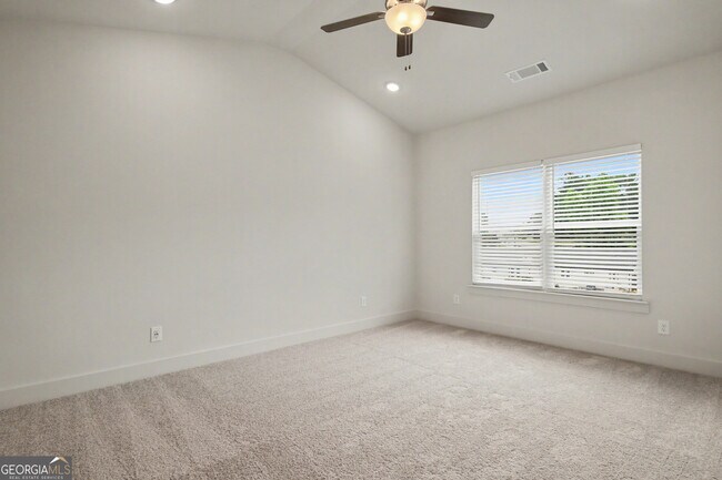 Building Photo - 4322 Fern River Bnd
