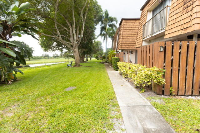 Building Photo - 2060 SW 90th Ave