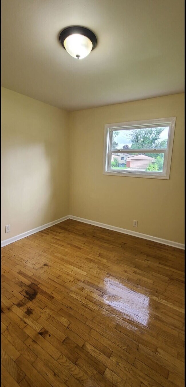 Building Photo - Charming 3-Bedroom Home in Mount Morris