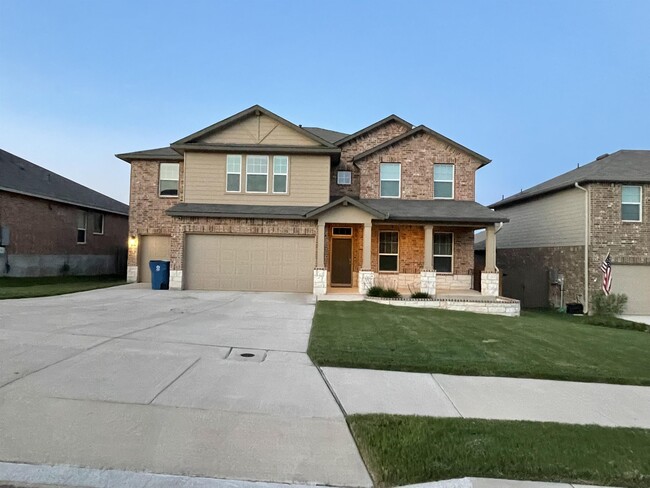 Primary Photo - 124 Boulder View