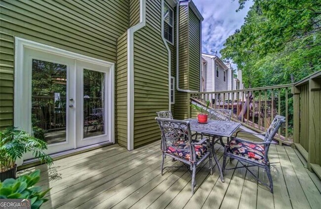Building Photo - 3635 Monticello Cmns NW