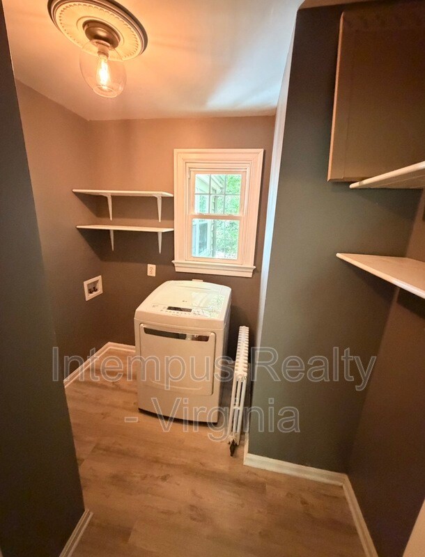 Building Photo - 7104 Triad Way
