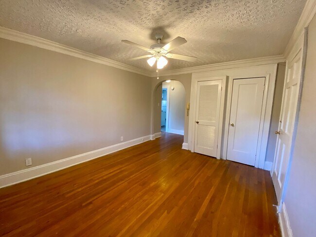 Interior Photo - Spanish Oaks Apartment