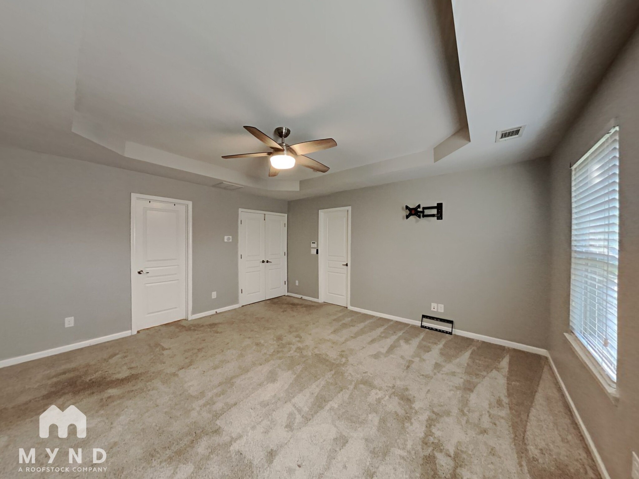 Building Photo - 1613 Trailview Way NE