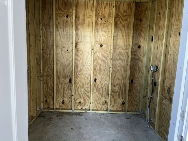 Building Photo - 1662 Coralwood Ln