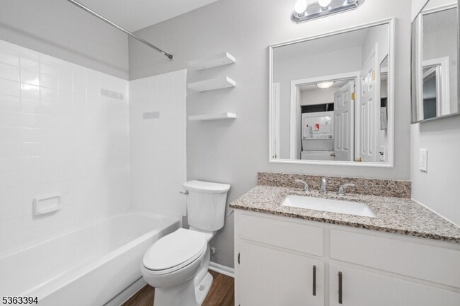 Building Photo - 111 Aimwick Ct