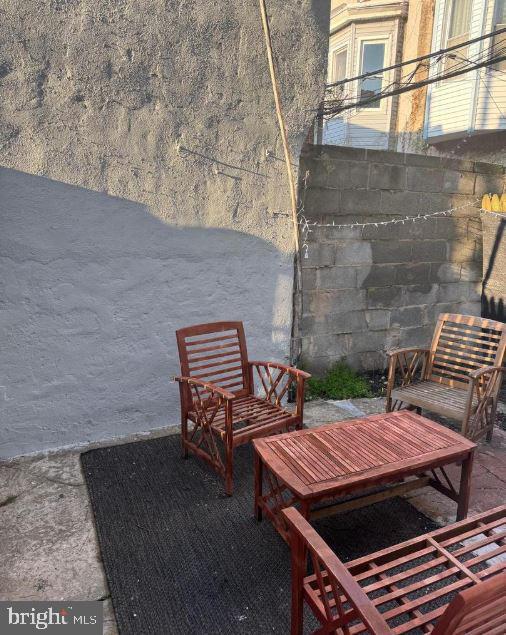 Building Photo - 2534 Poplar St