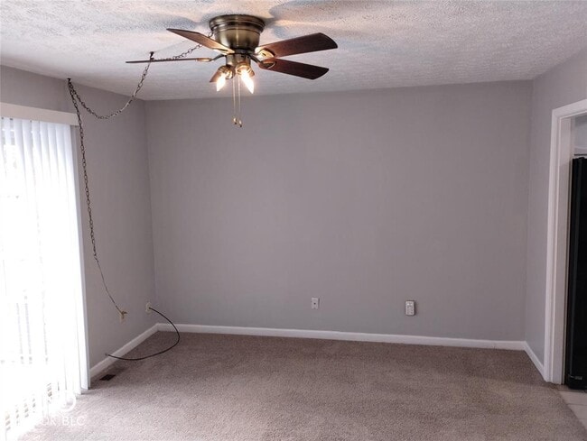 Building Photo - 7434 Melanie Ln